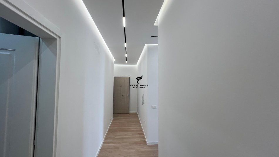 Tirane, shitet apartament 2+1+Ballkon Kati 4, 113 m² 335.000 € (KOMUNA E PARISIT)