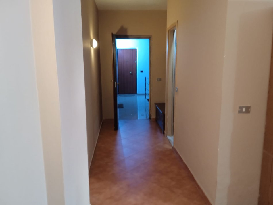 Tirane, Apartament 1+1 per shitje Kati 7, 75 m² 155.000 € (Rruga Elbasanit)
