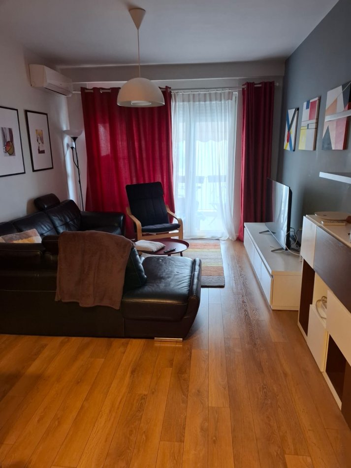Tirane, jepet me qera apartament 2+1+Ballkon Kati 5, 105 m² 550 € (Kompleksi Ana)