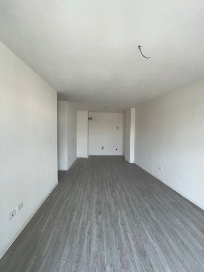 Tirane, shitet 2+1 Kati 7, 108 m² 135.700 € (Rruga Teodor Keko)