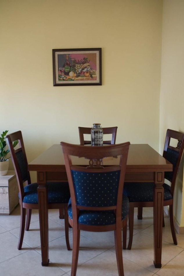 Tirane, shitet apartament 2+1 Kati 5, 75 m² 100.000 € (Ish Restorant Durresi, Rruga Ferit Xhajko)