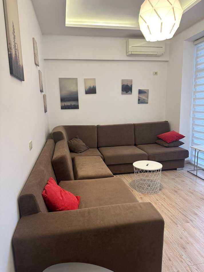 Tirane, shitet apartament 2+1+Ballkon , 114 m² 260.000 € (Kompleksi Kika 2, Komuna e Parisit)