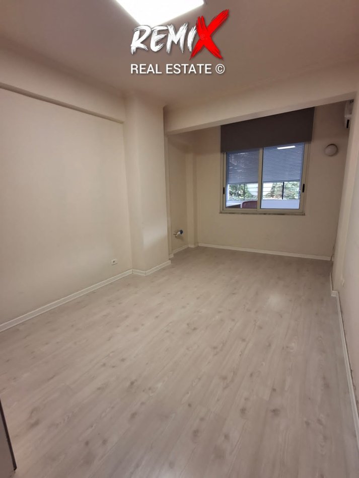 Durres, jepet me qera apartament Kati 2, 350 € 