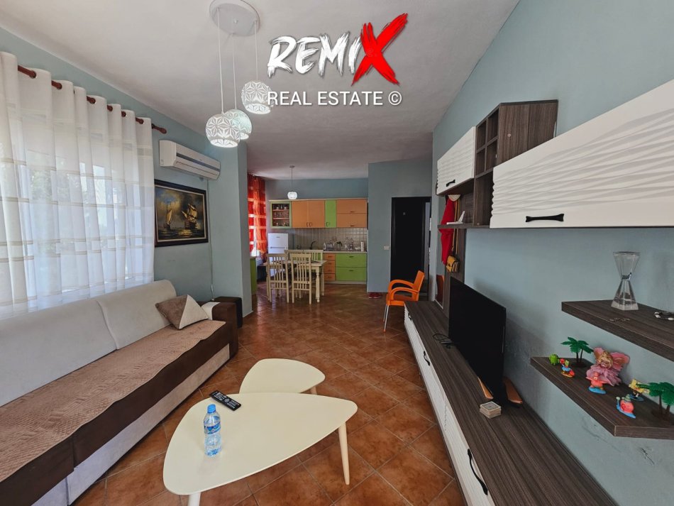 Shkembi Kavajes, jepet me qera apartament 1+1+Aneks+Ballkon Kati 2, 65 m² 300 € 