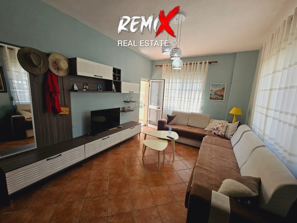Shkembi Kavajes, jepet me qera apartament 1+1+Aneks+Ballkon Kati 2, 65 m² 300 € 