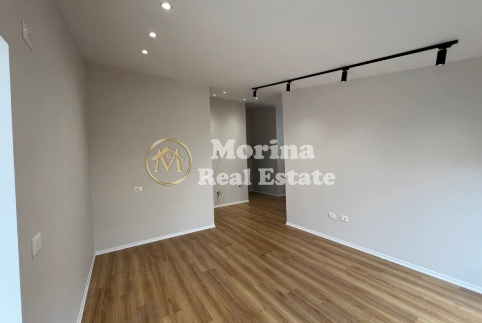 Durres, shitet apartament 1+1 Kati 8, 67 m² 90.000 € (Rruga Pavarsia)