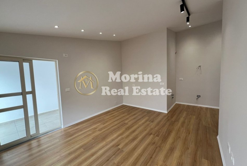 Durres, shitet apartament 1+1 Kati 8, 67 m² 90.000 € (Rruga Pavarsia)