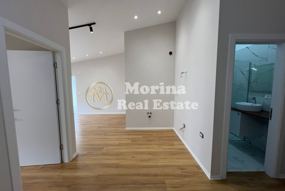 Durres, shitet apartament 1+1 Kati 8, 67 m² 90.000 € (Rruga Pavarsia)