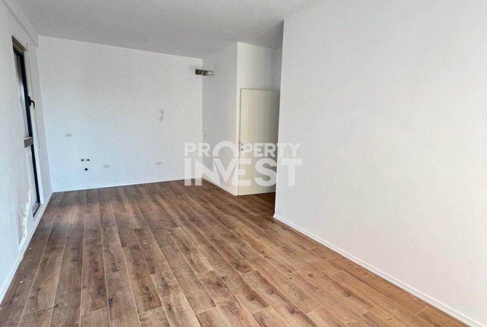 Tirane, shitet apartament 2+1+Aneks+Ballkon , 132 m² (Sadik Petrela)