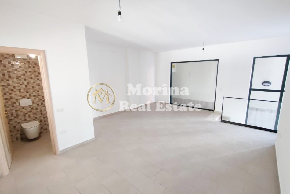 Tirane, shitet ambjent biznesi Kati 1, 45 m² 120.000 € (Green city/Astir)
