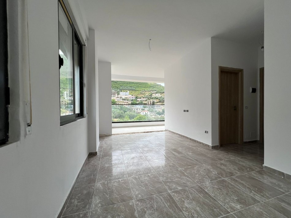 Vlore, shitet apartament 1+1 Kati 5, 60 m² 117.000 € (Uje i Ftohte) RV44717
