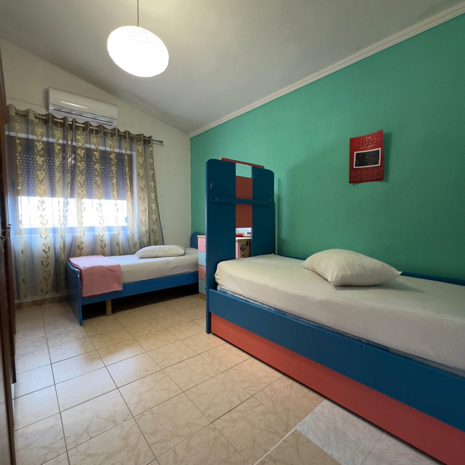 Tirane, Apartament 2+1  me qira Kati 5, 130 m² 600 € (Demir Zyko)