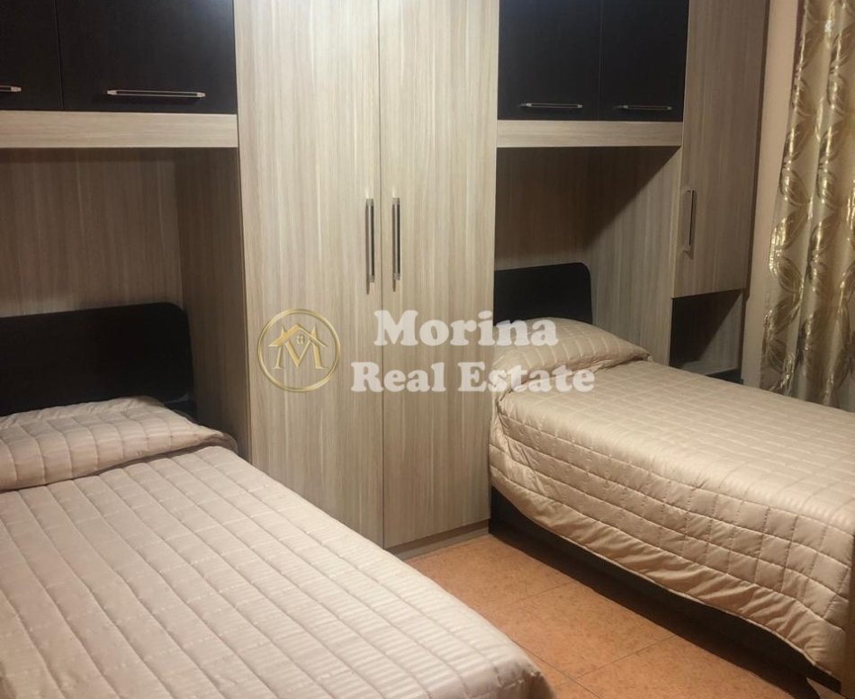Tirane, jepet me qera apartament 1+1 Kati 3, 78 m² 600 € (Rruga Dibres)
