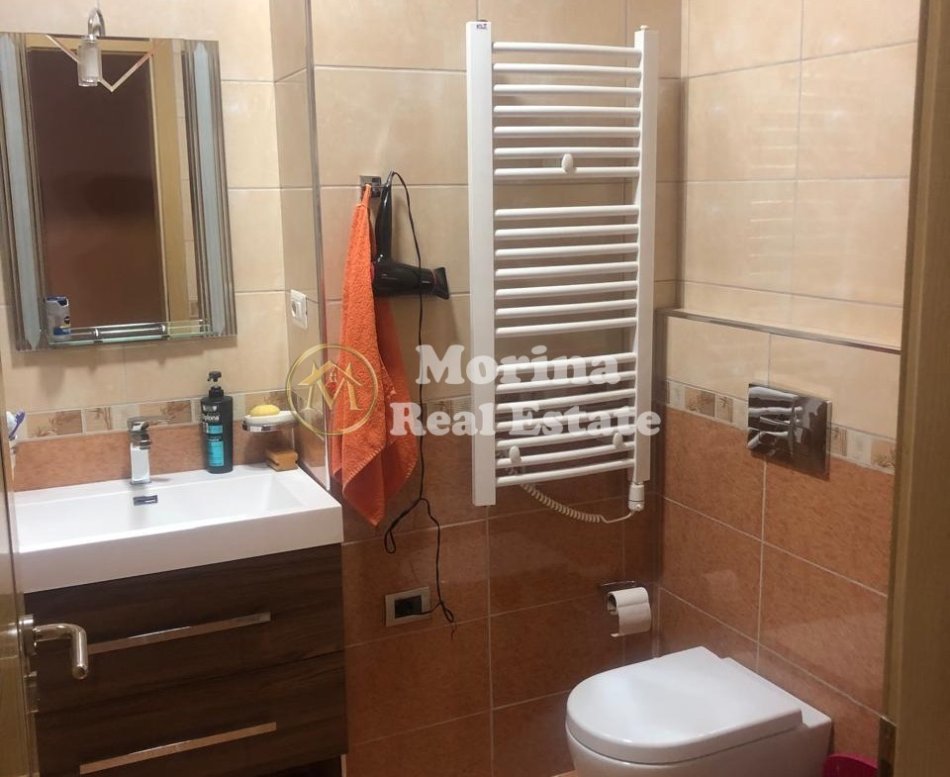 Tirane, jepet me qera apartament 1+1 Kati 3, 78 m² 600 € (Rruga Dibres)