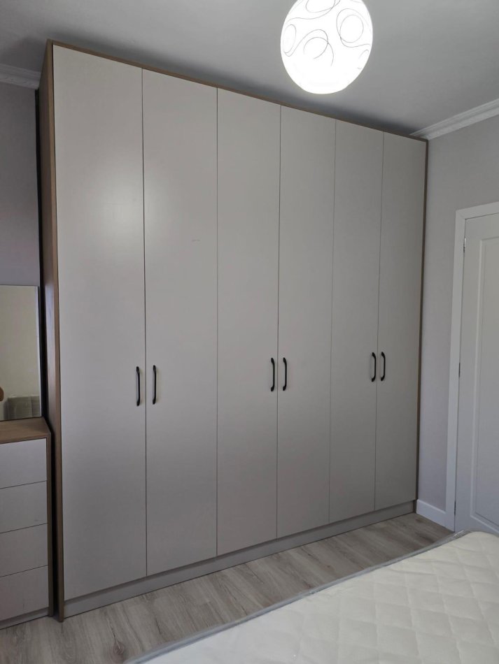 Tirane, jepet me qera apartament 2+1+Ballkon Kati 4, 100 m² 500 € (Fresk)