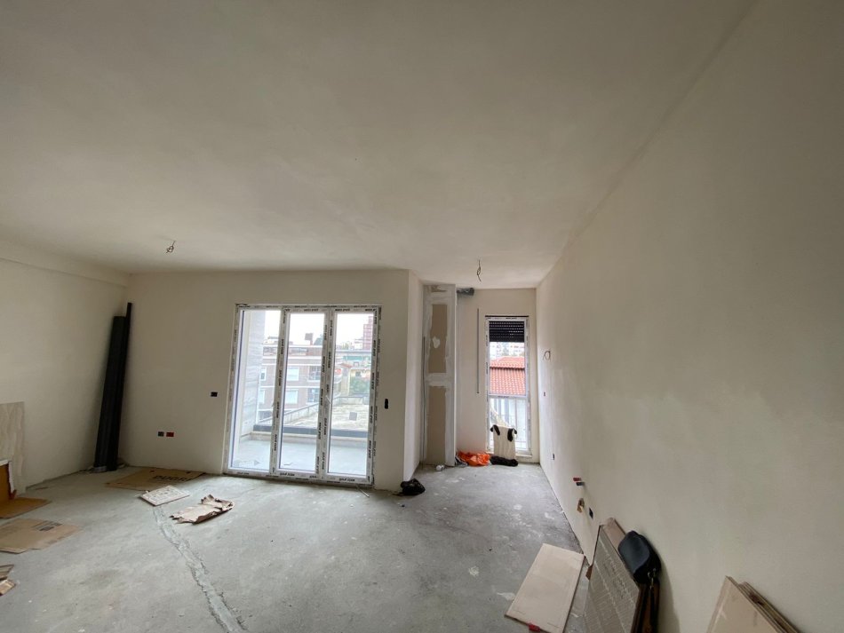 Tirane, shitet apartament 2+1+Aneks+Ballkon Kati 2, 109 m² 187.000 € (RRUGA JORDAN MISJA)