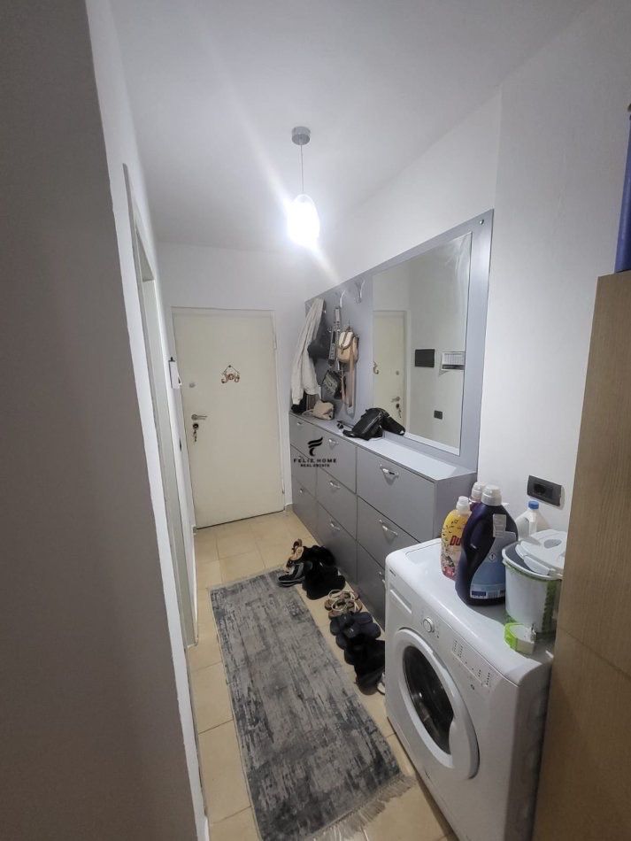 Tirane, shitet apartament Kati 1, 82 m² 116.000 € 