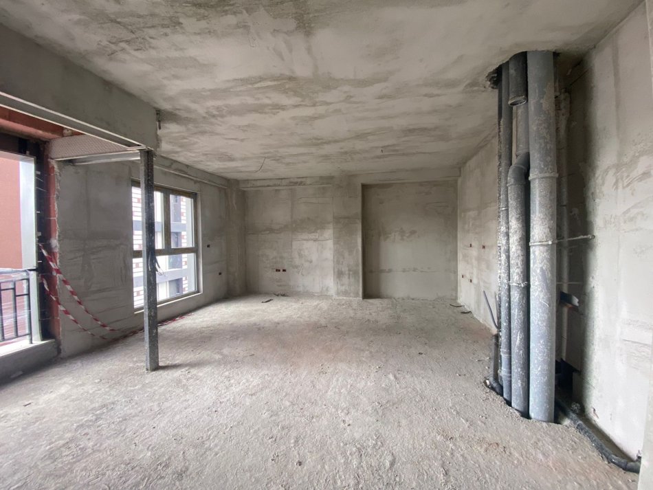 Tirane, shitet apartament 2+1+Aneks+Ballkon Kati 4, 120 m² 300.000 € (SHKOLLA E KUQE)