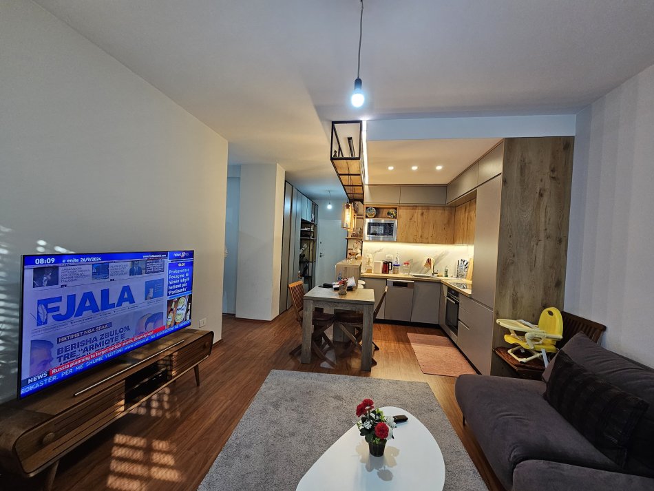 Tirane, shitet apartament 2+1+Aneks+Ballkon Kati 7, 108 m² 200.000 € (Siri Kodra)