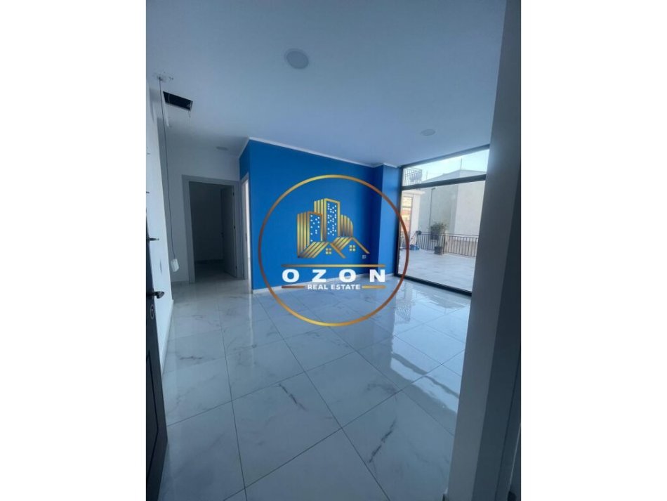 Ambjent Biznesi Me Qira Tek Rruga e Dibrës Në Afërsi Të Vilës Gold!