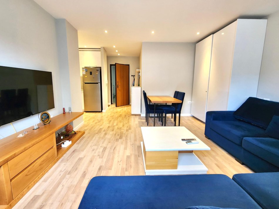Shitet: Garzoniere/kthehet ne 1+1 ( 48m2 ) 📍BLLOKU - Garda ( Jurdiku ) || Mund te lihet me Qira min 500€/muaj