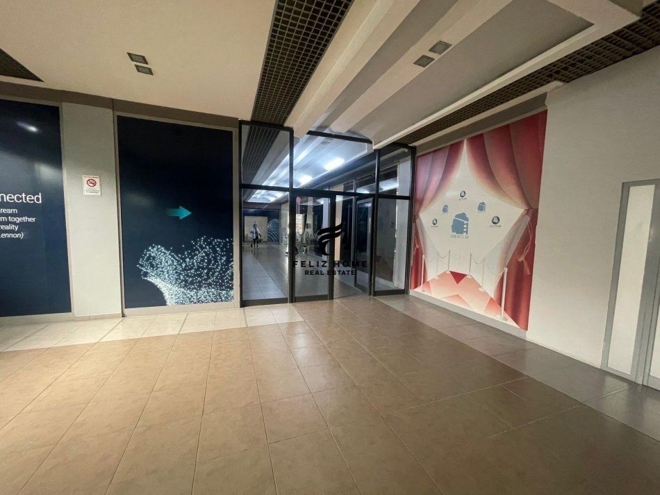 Tirane, shitet zyre Kati 1, 700 m² (XHAMLLIKU)