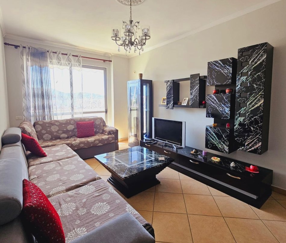 Me Qira: 2+1 +Ballkon 📍 ne Yzberisht - afer BIG MARKET,  Kati 8 -  Pallat i Ri || Totalisht e Mobiluar || 450 Euro/Muaj ||