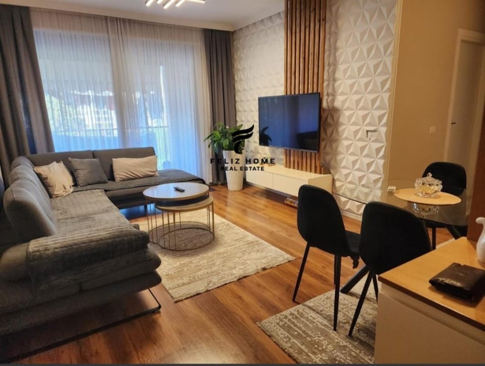 Tirane, shitet apartament 2+1+Ballkon Kati 3, 85 m² (DON BOSKO)