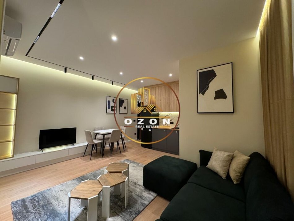 Apartament 1+1 për Shitje pranë Pazarit të Ri, Rruga Tefta Tashko Koço!