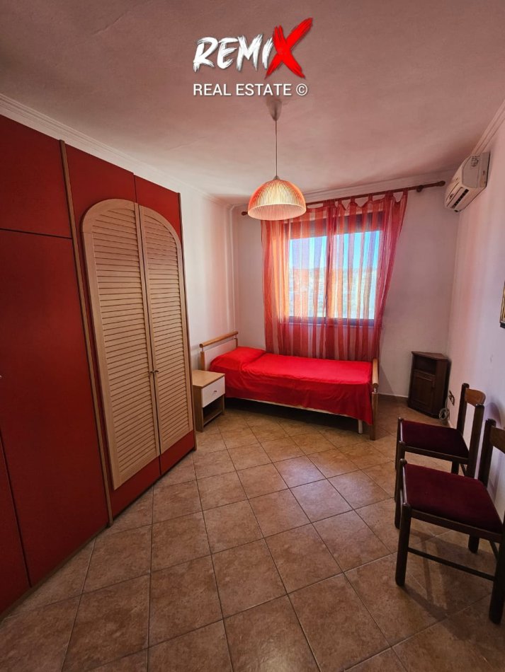 Durres, jepet me qera apartament 3+1+Aneks+Ballkon Kati 12, 600 € 