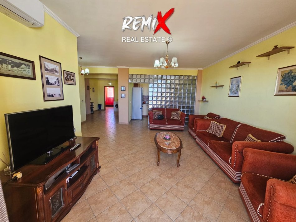 Durres, jepet me qera apartament 3+1+Aneks+Ballkon Kati 12, 145 m² 600 € 