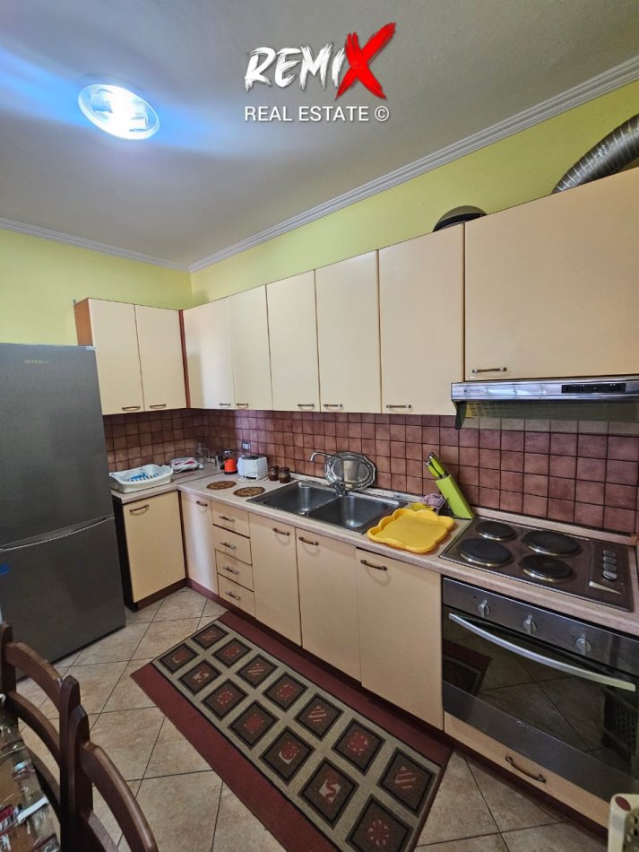 Durres, jepet me qera apartament 3+1+Aneks+Ballkon Kati 12, 145 m² 600 € 