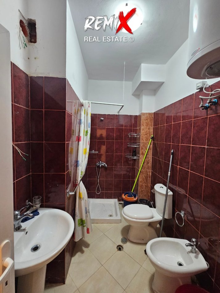 Durres Plazh, jepet me qera apartament 1+1+Aneks+Ballkon Kati 6, 300 € 