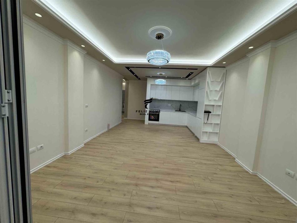 Tirane, shitet apartament 3+1 Kati 3, 145 m² 220.000 € (KOPSHTI ZOOLOGJIK)
