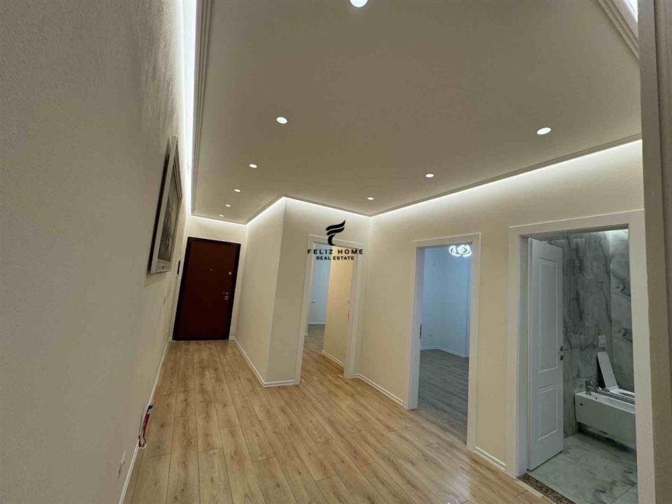 Tirane, shitet apartament 3+1 Kati 3, 145 m² 220.000 € (KOPSHTI ZOOLOGJIK)