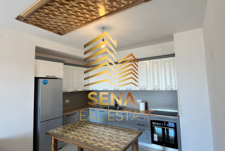 Tirane, shitet apartament 2+1+Ballkon Kati 7, 104 m² 196.000 € (Rruga Xhanfize Keko)