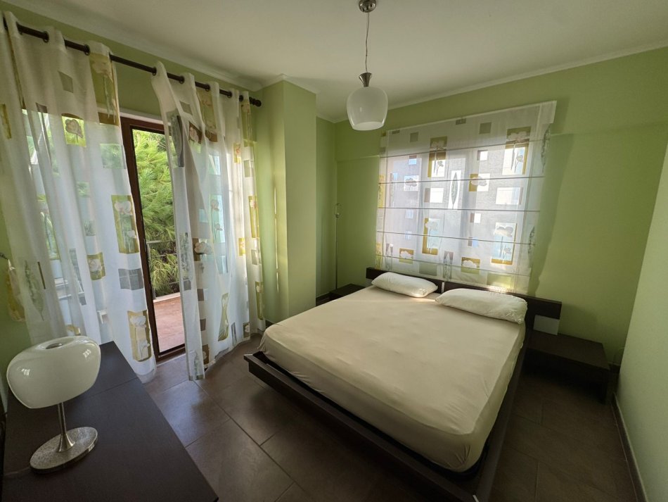 Durres, shitet apartament ne plazh 2+1+Ballkon Kati 4, 80 m² 120.000 € (mali i robit)