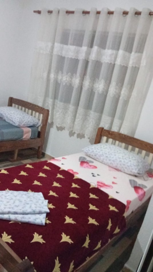 Tirane, jepet me qera apartament 2+1 Kati 1, 77 m² 400 € (ALLIAS)