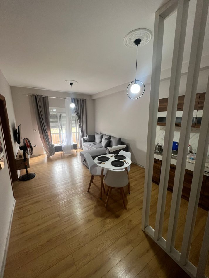 Durres, shitet apartament 1+1 Kati 1, 60 m² 55.000 € (Rruga Pavaresia)
