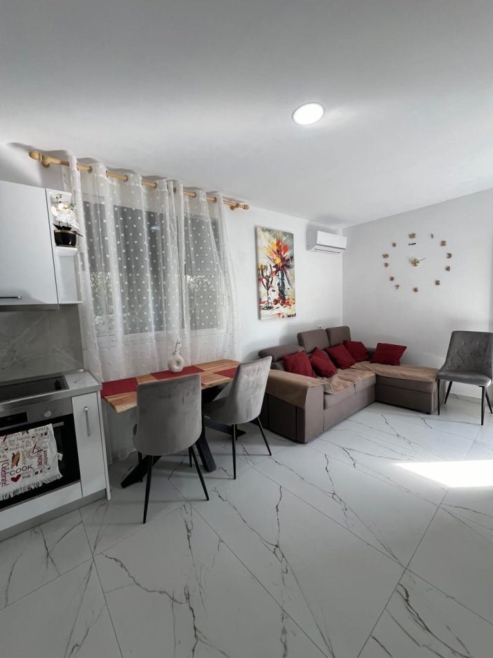 Durres, jepet me qera shtepi 1 Katshe Kati 0, 60 m² 400 € (Shkolla Greke, Vollga)