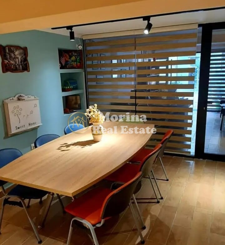 Tirane, shitet zyre Kati 1, 45 m² 95.000 € (Gjykata Civile)