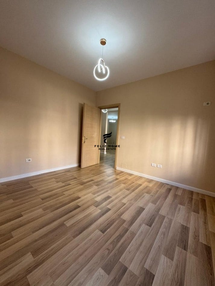 Tirane, shitet apartament 2+1 Kati 2, 83 m² 125.000 € (ASTIR)