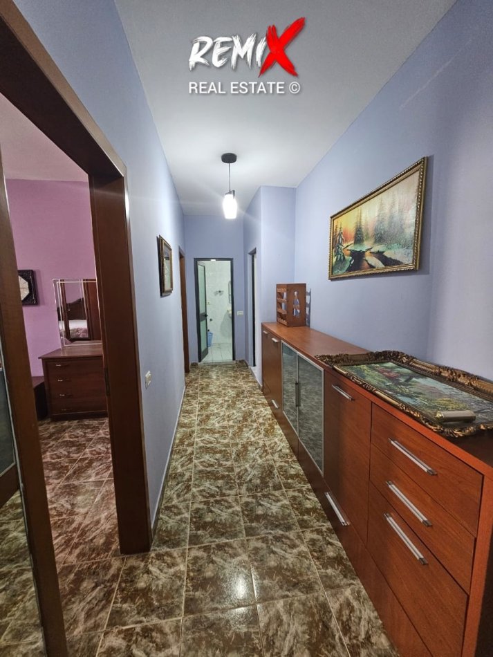 Durres, jepet me qera apartament 2+1+Aneks+Ballkon Kati 4, 85 m² 320 € 