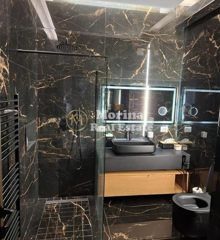 Tirane, jepet me qera apartament 1+1 Kati 9, 60 m² 850 € (Rruga Kosovarve)