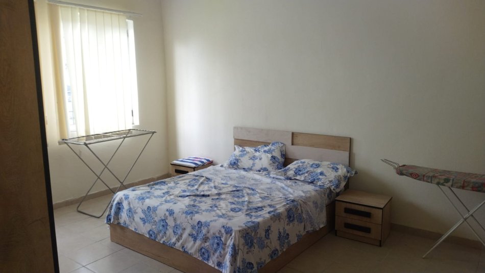 Durres, jepet me qera apartament 2+1 Kati 3, 100 m² 250 € (Shkozet)