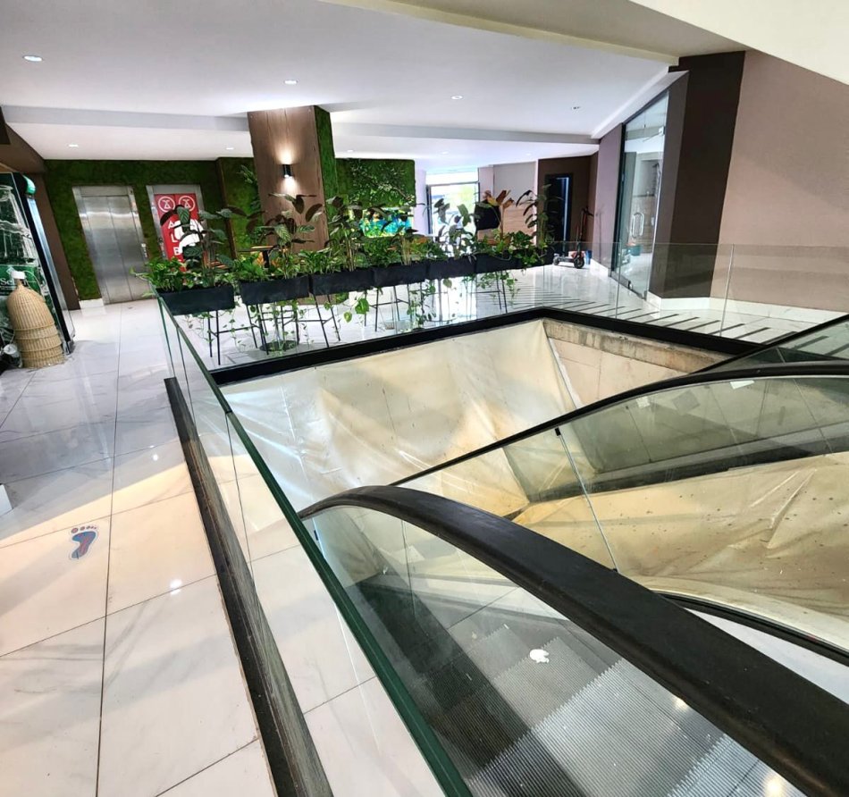 Me Qira: Ambient Multifunksinal 📍Fiks ne Qender - Turdiu Center, 9 Kateshet ( ne Zemer te Tiranes ) | 620m2 & Lartesia: 4m