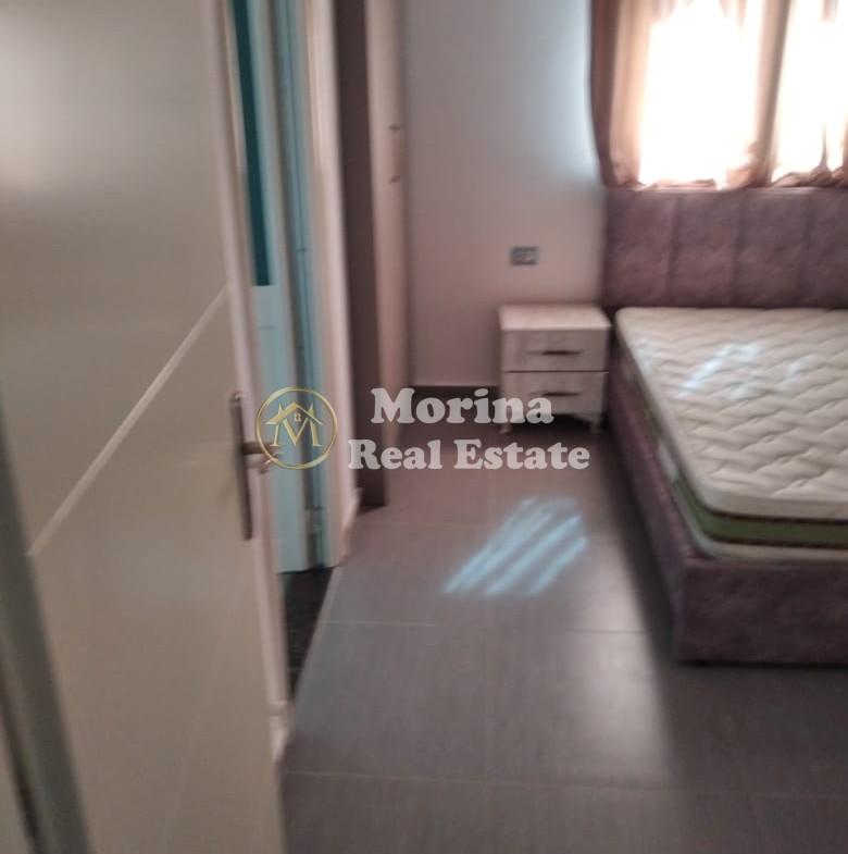 Tirane, jepet me qera shtepi 3+1 Kati 2, 115 m² 500 € (Kodra e Priftit)