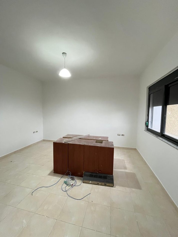 Tirane, shitet apartament 1+1 Kati 4, 56 m² 113.000 € (Bulevardi Zhan Dark)