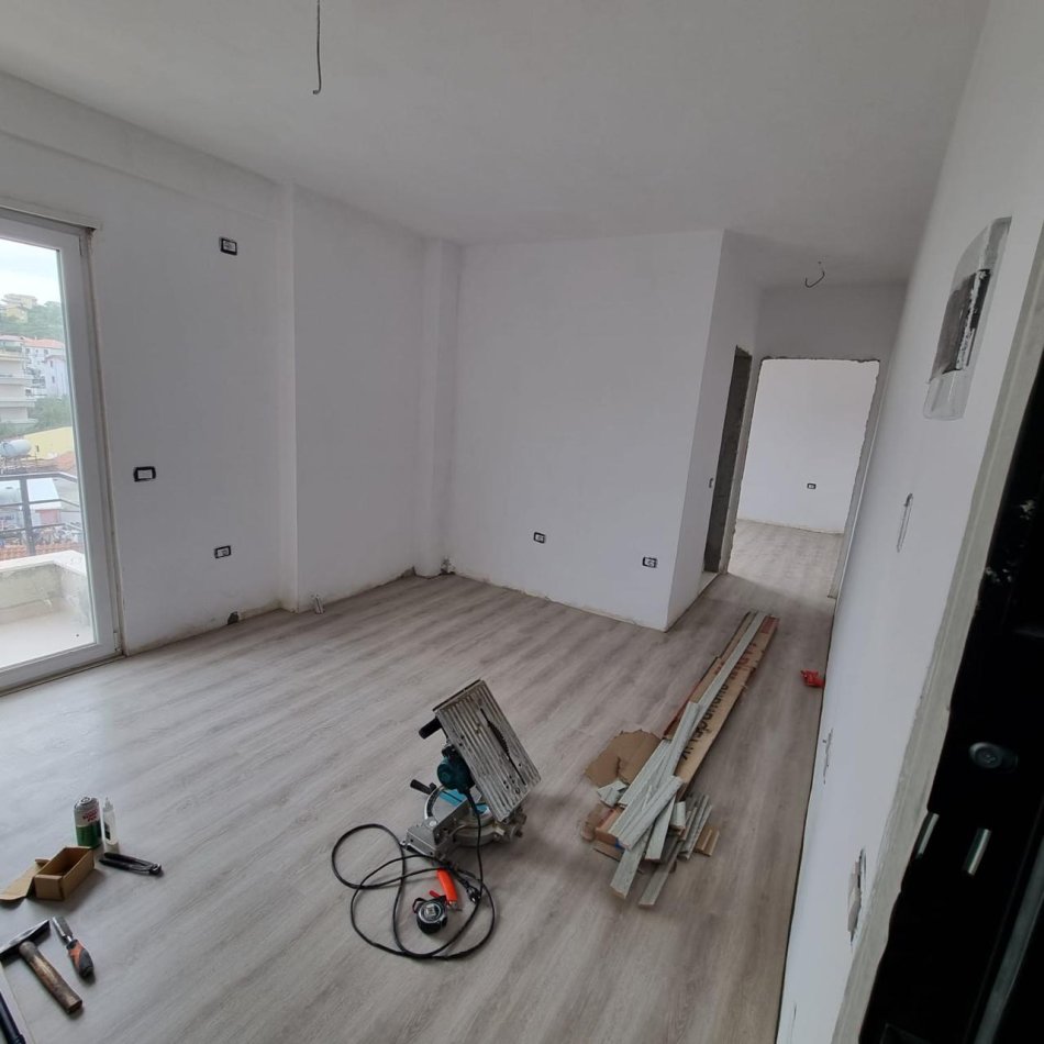 Tirane, shitet apartament 1+1 Kati 1, 46 m² 71.000 € (selite)