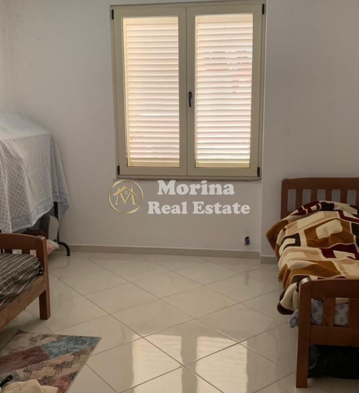 Tirane, shitet apartament 1+1 Kati 3, 84 m² 105.000 € (Yzberisht)